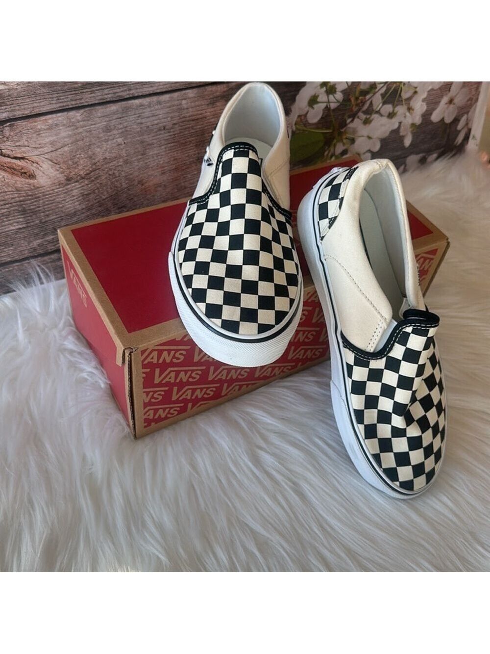 Vans Women’s Skateboarding Slippers Size 8.5 - Picture 2 of 14